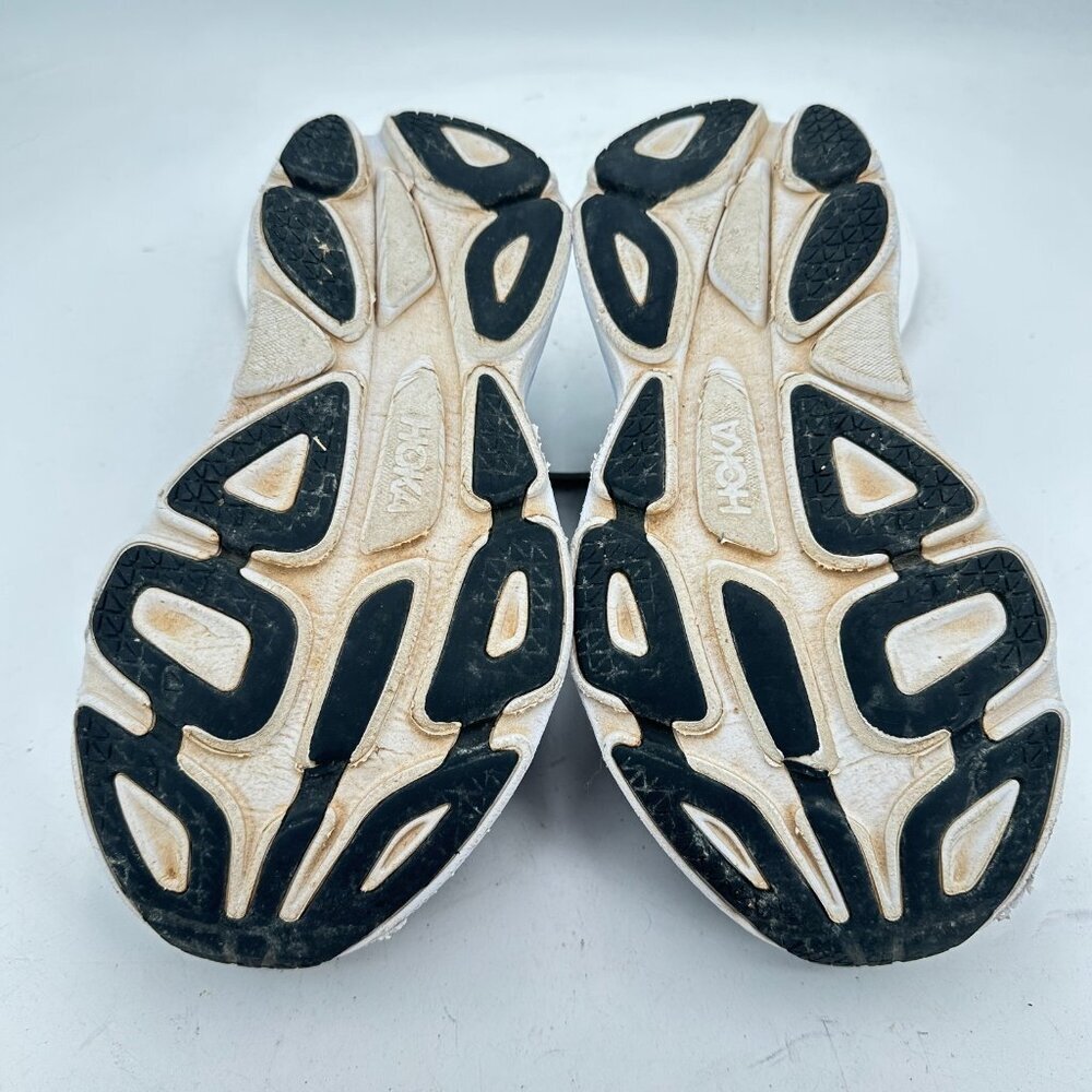 Hoka One One Bondi 8 Women Size 9.5B 1127952 BWHT Black White Running Shoes - Picture 8 of 11